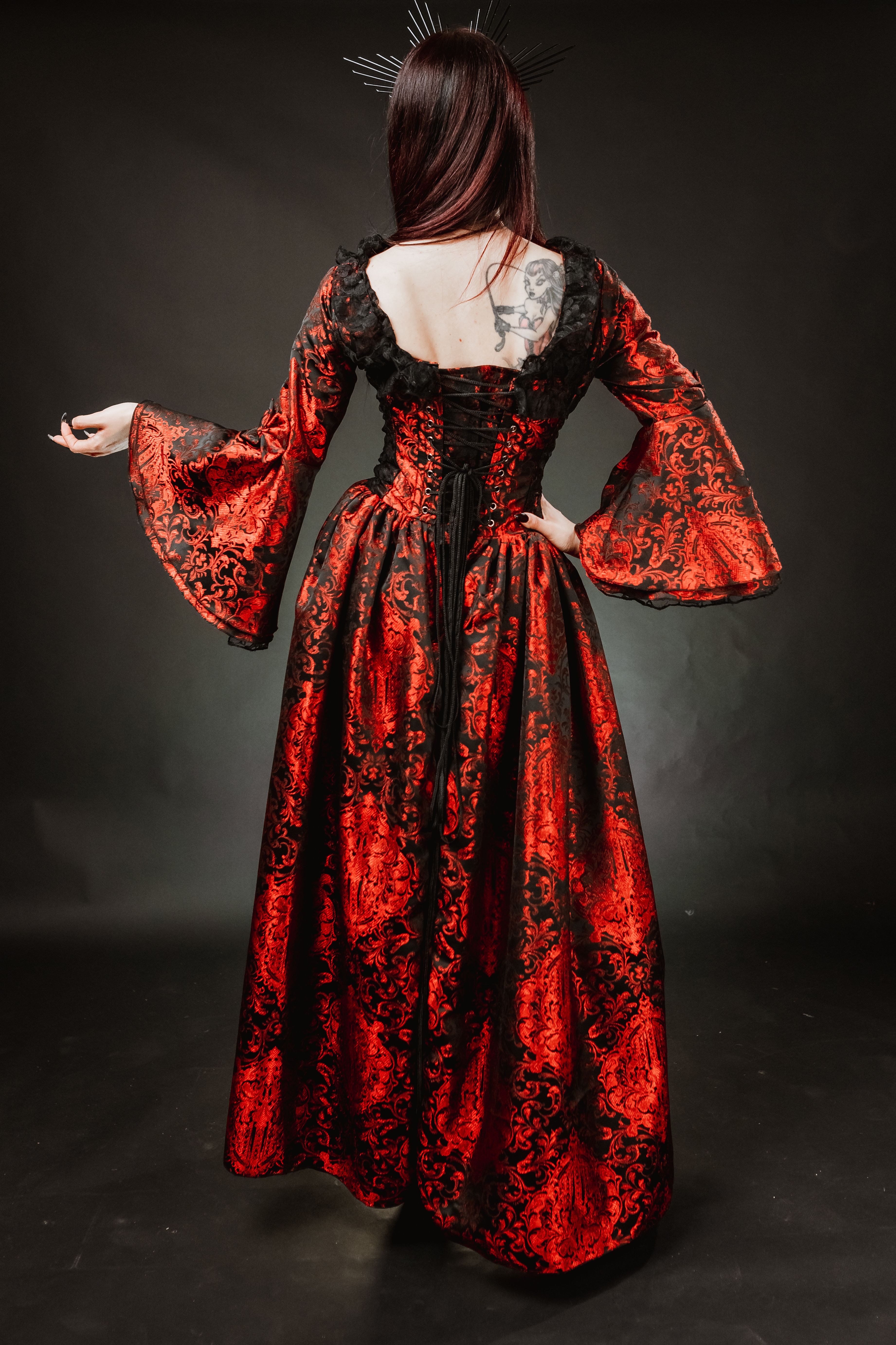 Renaissance dress red king brocade  | thumbnail | 