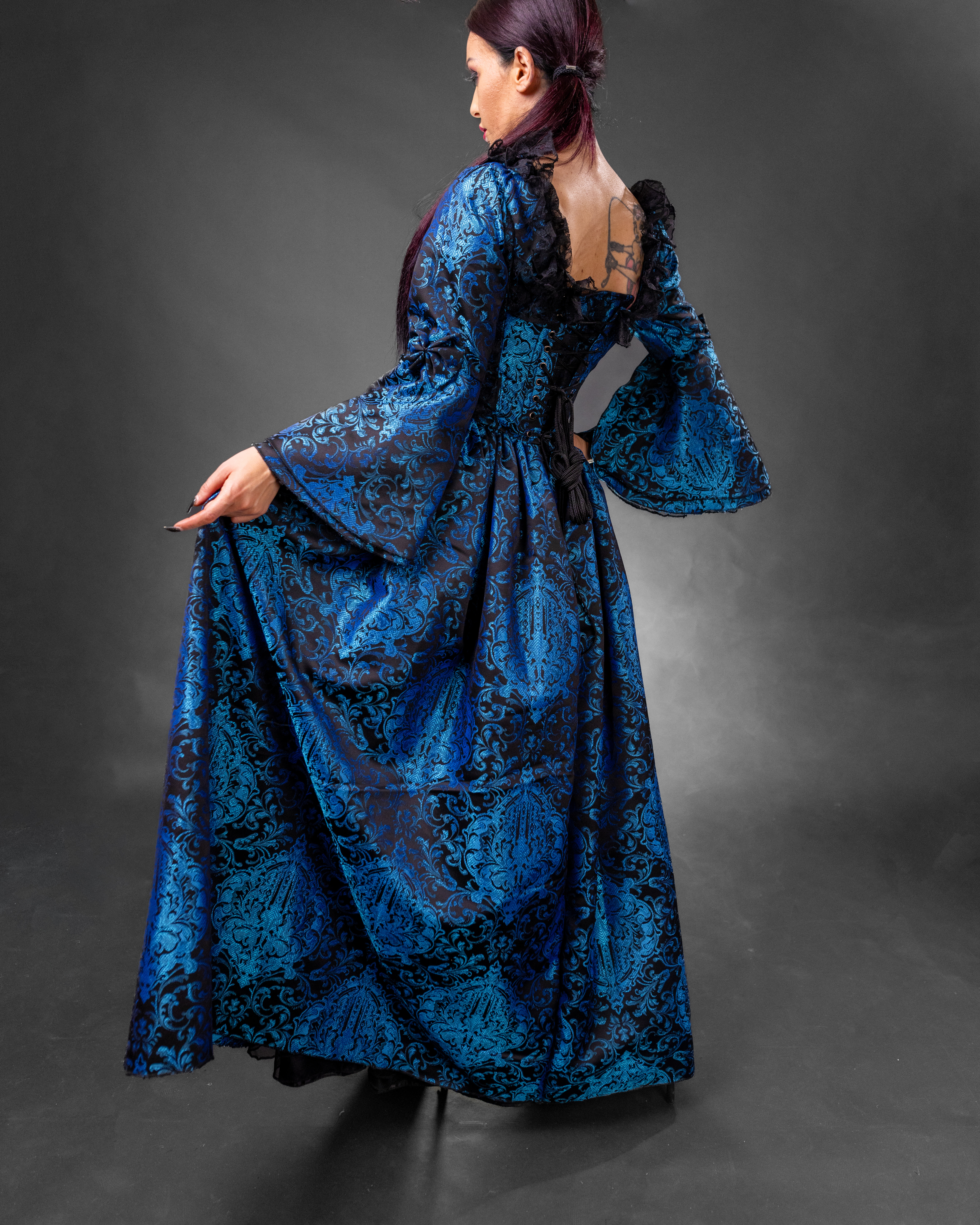 Renaissance dress blue black jacquard  | thumbnail | 