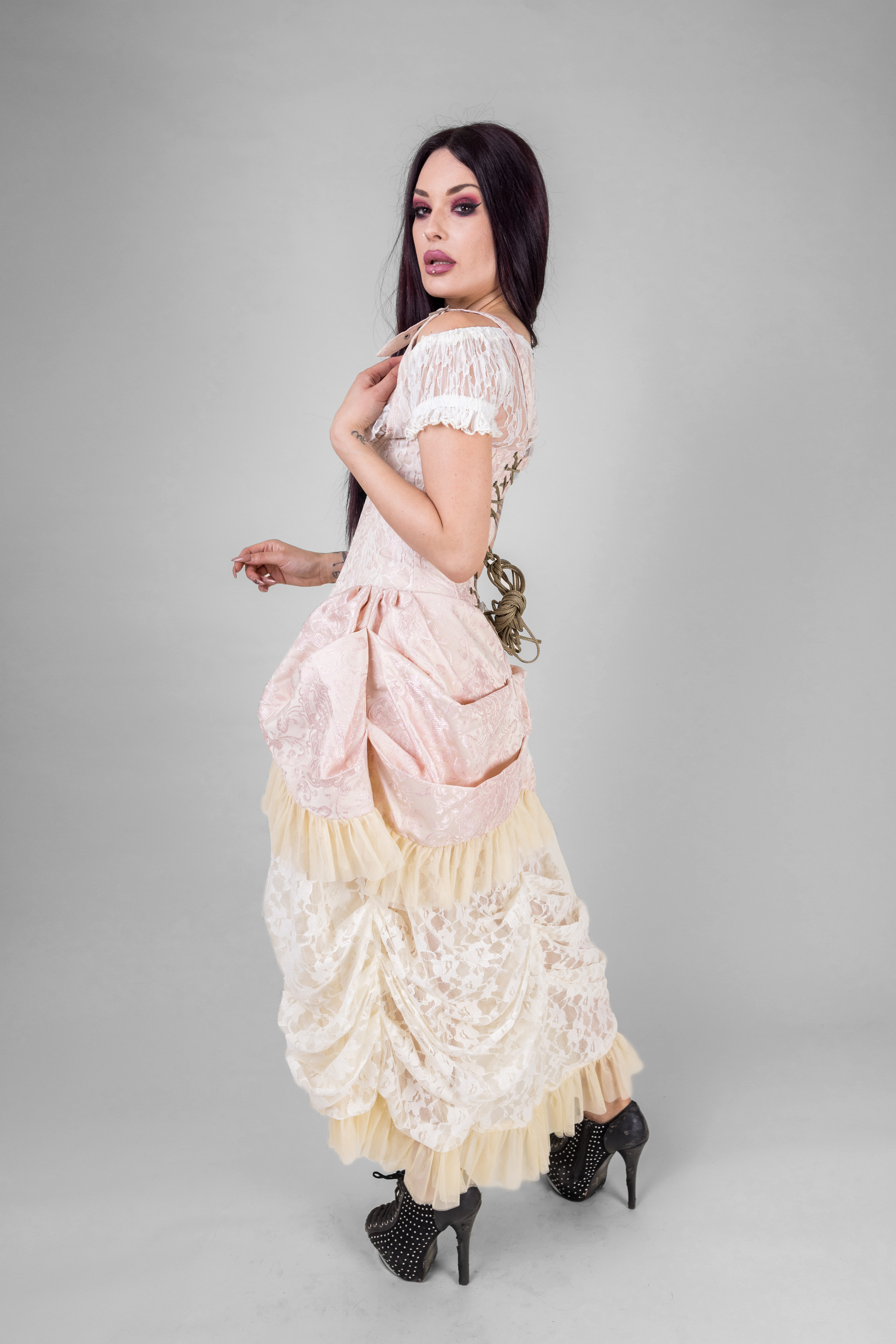 Shelly dress in pink king brocade | thumbnail | 